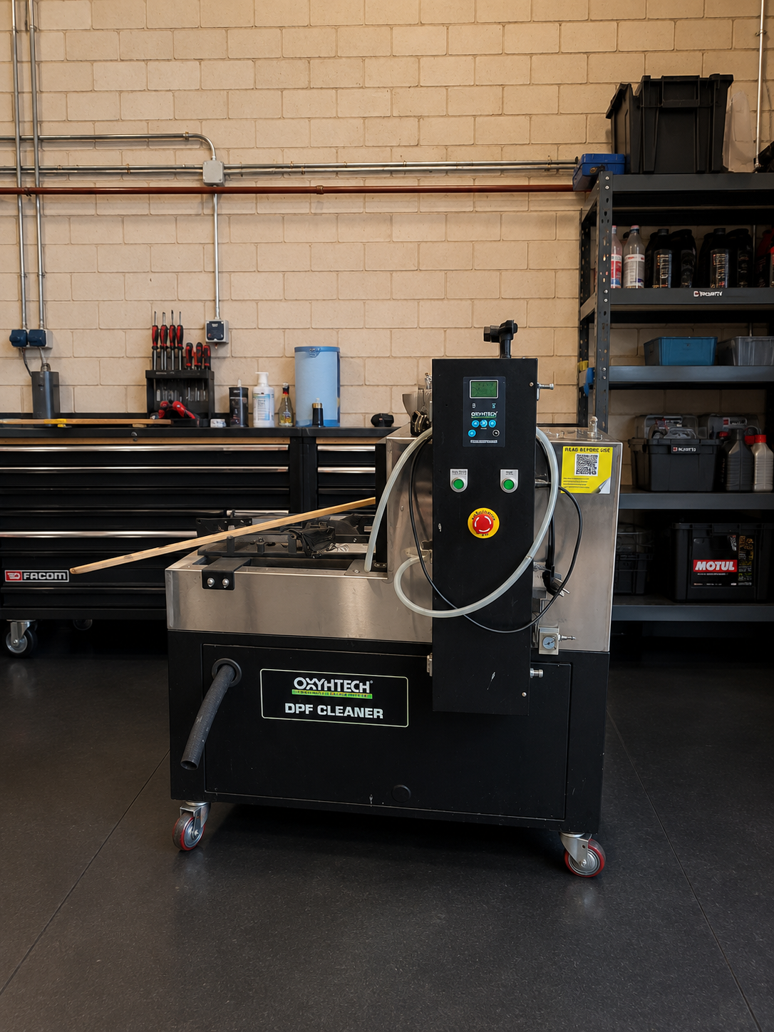 Máquina OXYHTECH de limpieza de filtros DPF/FAP en el taller